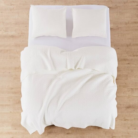 Industrial Shop Solid Quilt and Sham Set King Cream NEW $140.99 - Picture 2 of 5